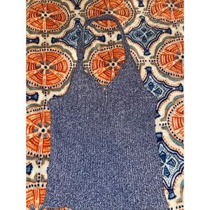 💙 Guess Halter Top